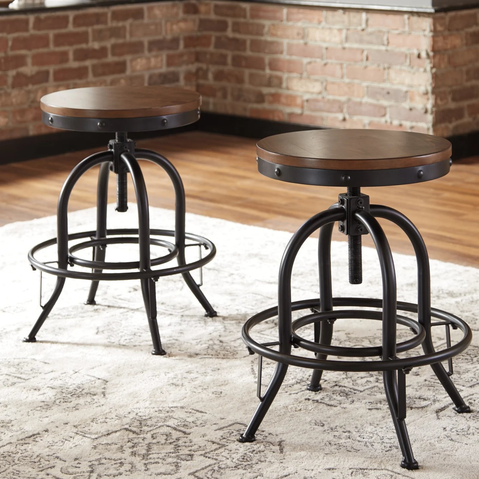 【Furniture】Roesler 4 - Person Counter Height Dining Set