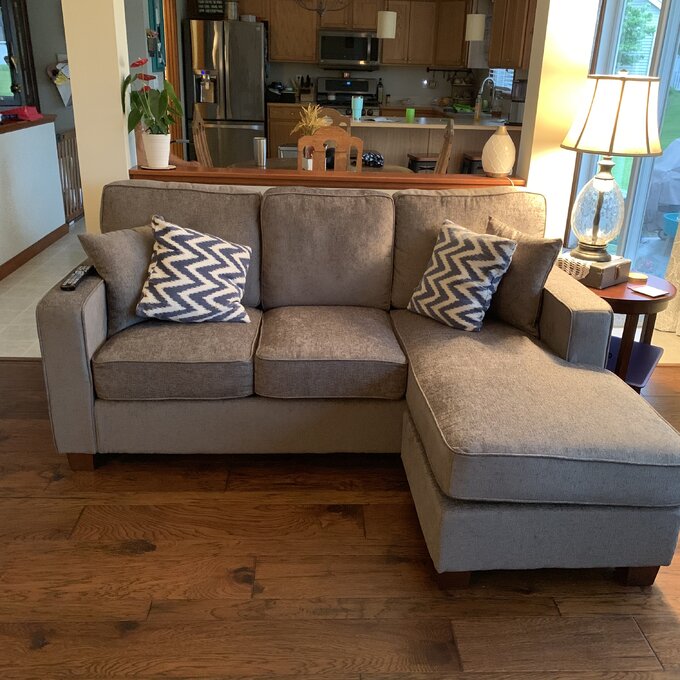 【Furniture】Kehlani 2 - Piece Upholstered Chaise Sectional