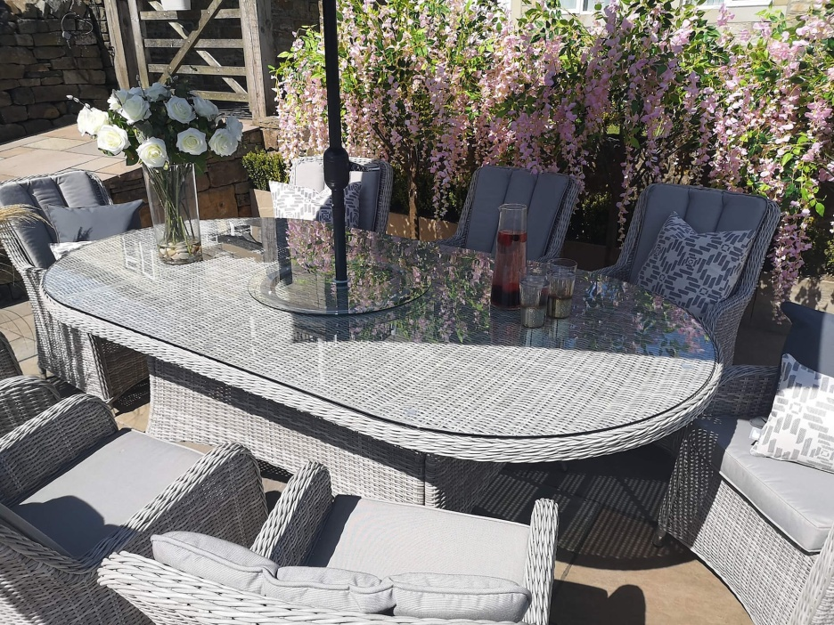 MALIBU 8 SEAT OVAL RATTAN DINING SET IN LIGHT GREY