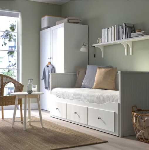 HEMNES Daybed frame with 3 drawers，with mattress(LIMITED QUANTITIES WHILE SUPPLIES LAST)